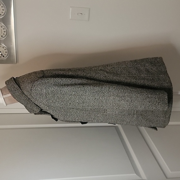 Ellen Tracy Gorgeous Size 10, Tweed Wool Blend Toggle Close Coat Gray, Exc. Cond - Picture 4 of 11